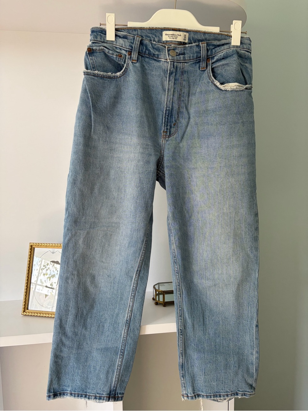 Abercrombie & Fitch Ankle Straight Ultra High Rise Jeans